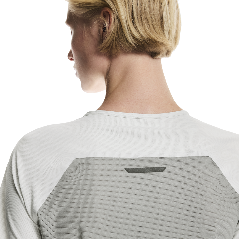 On Women's Performance-T in Iceberg/Tin SS26