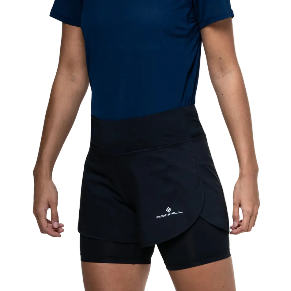 Ronhill Women's Tech 4.5" Twin Short in All Black SS26