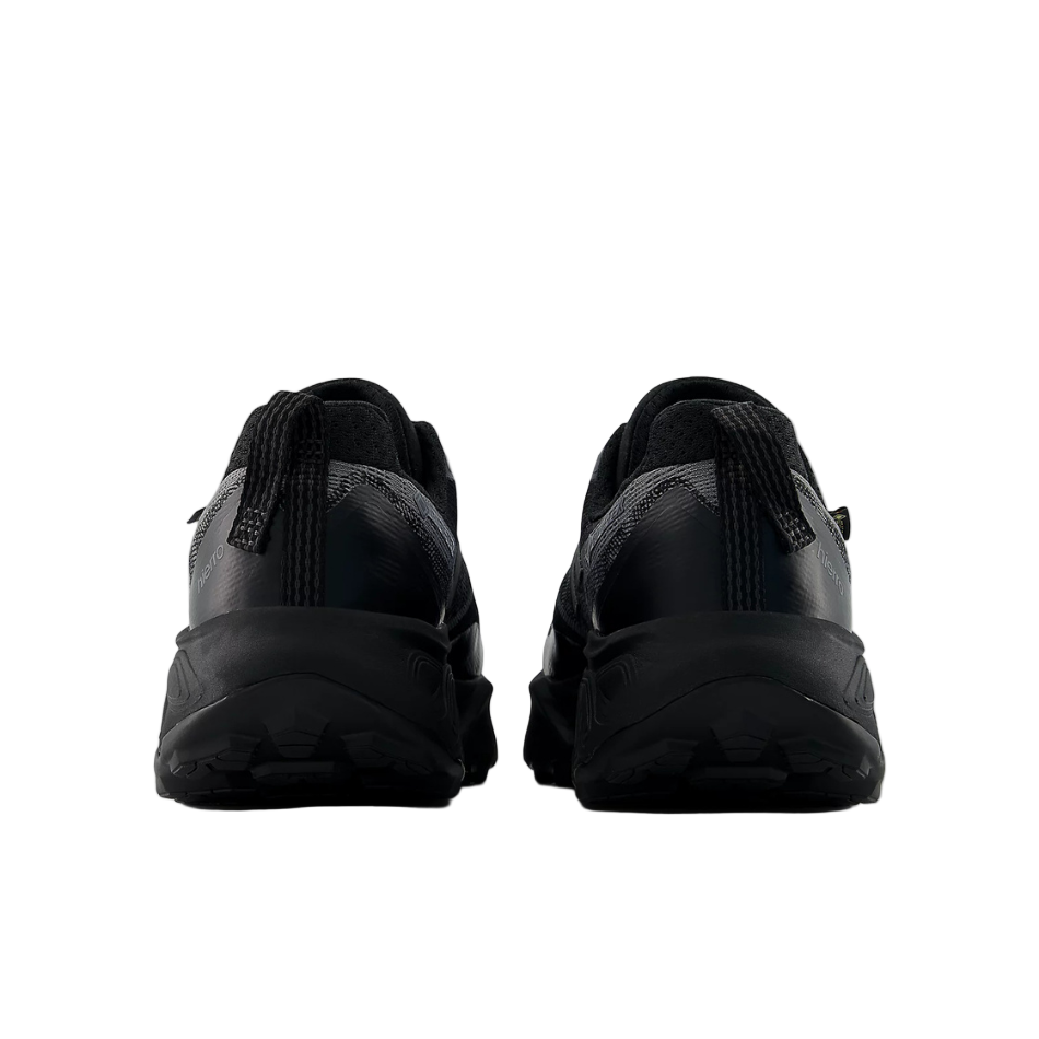 New Balance Men's Hierro V9 GORE-TEX® Trail Shoes in Black/Faded Black/Castlerock AW25